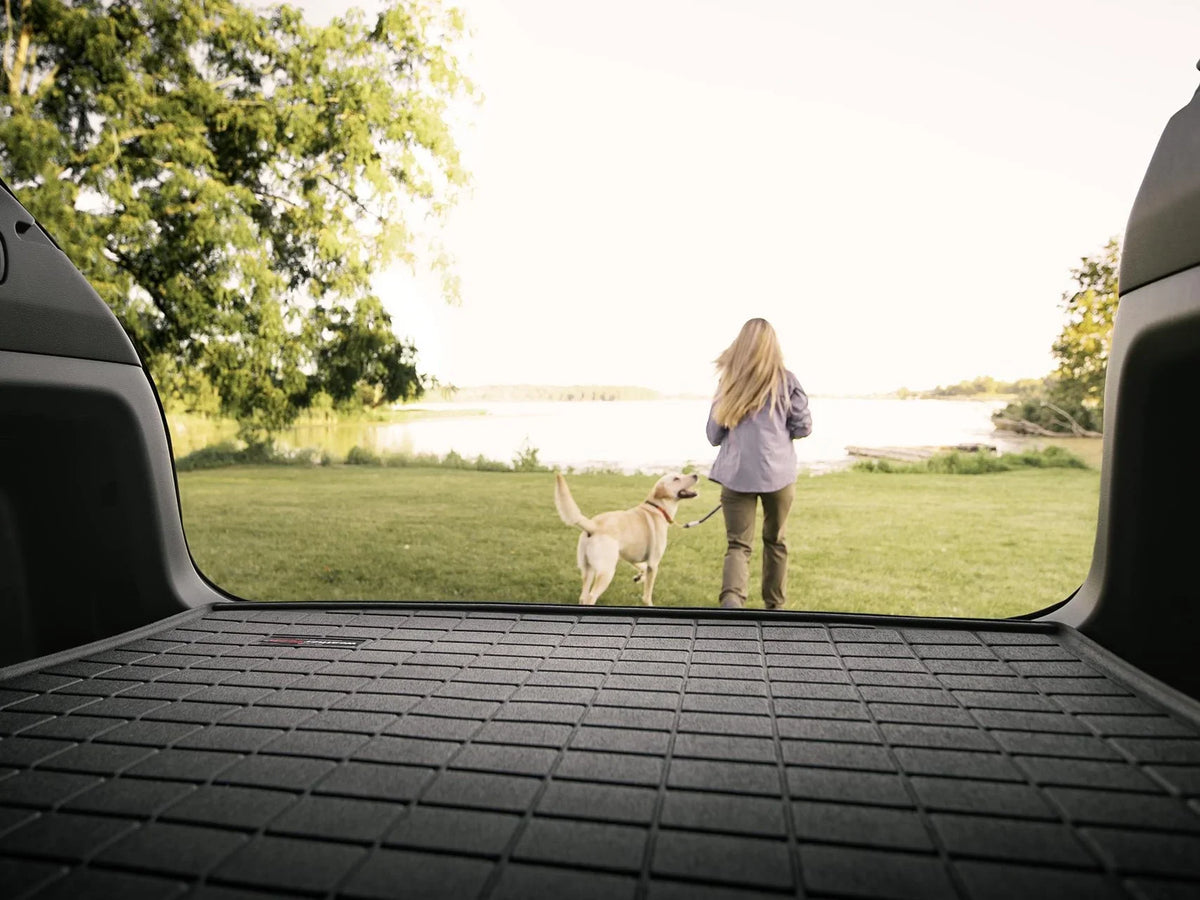 WeatherTech Cargo Trunk Liner appropriate with Oasis, Odyssey - Behind 2nd Row Seating, Black